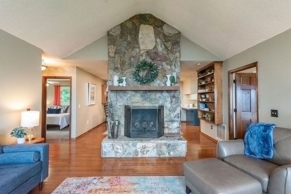 Private Cabin Blue Ridge Views Fireplace