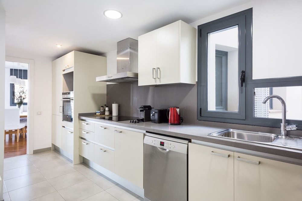 Les Corts Apartments By Olala Homes