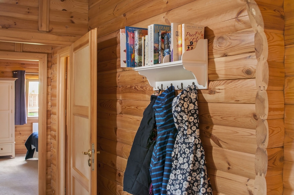 Winchester Vacations - South Winchester Lodges - Property Image 11