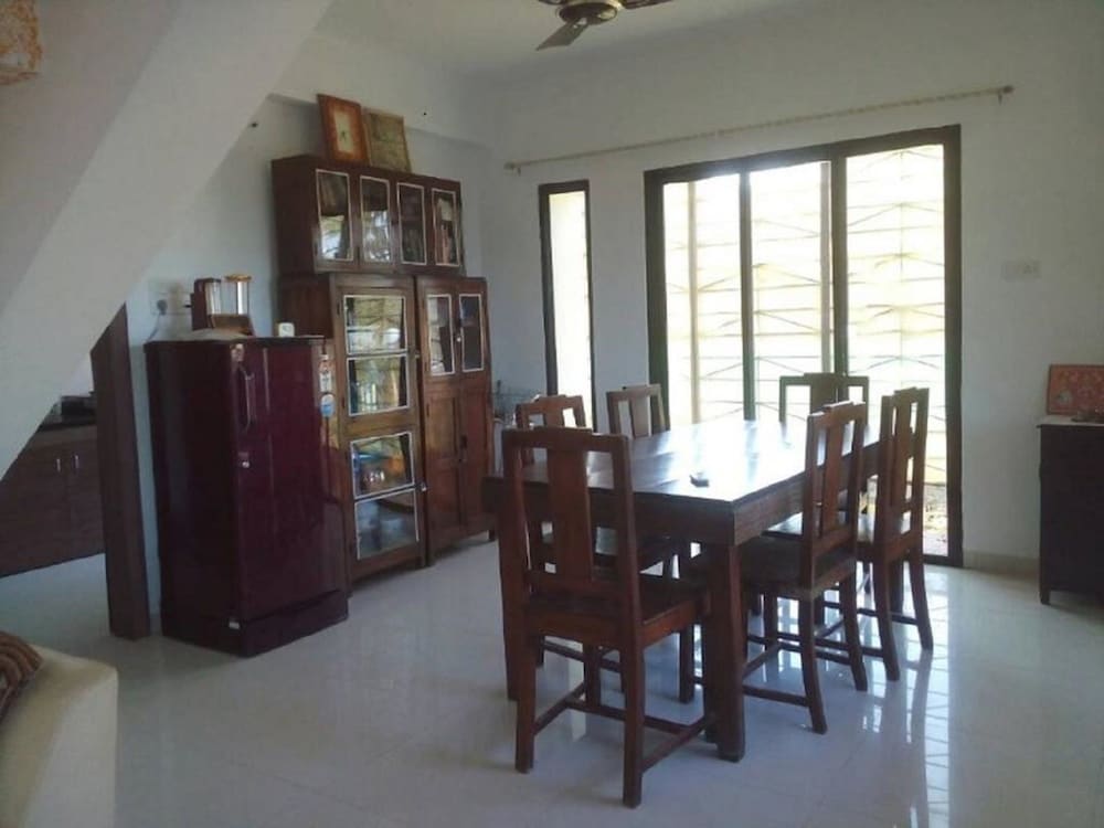 Walnut Villa