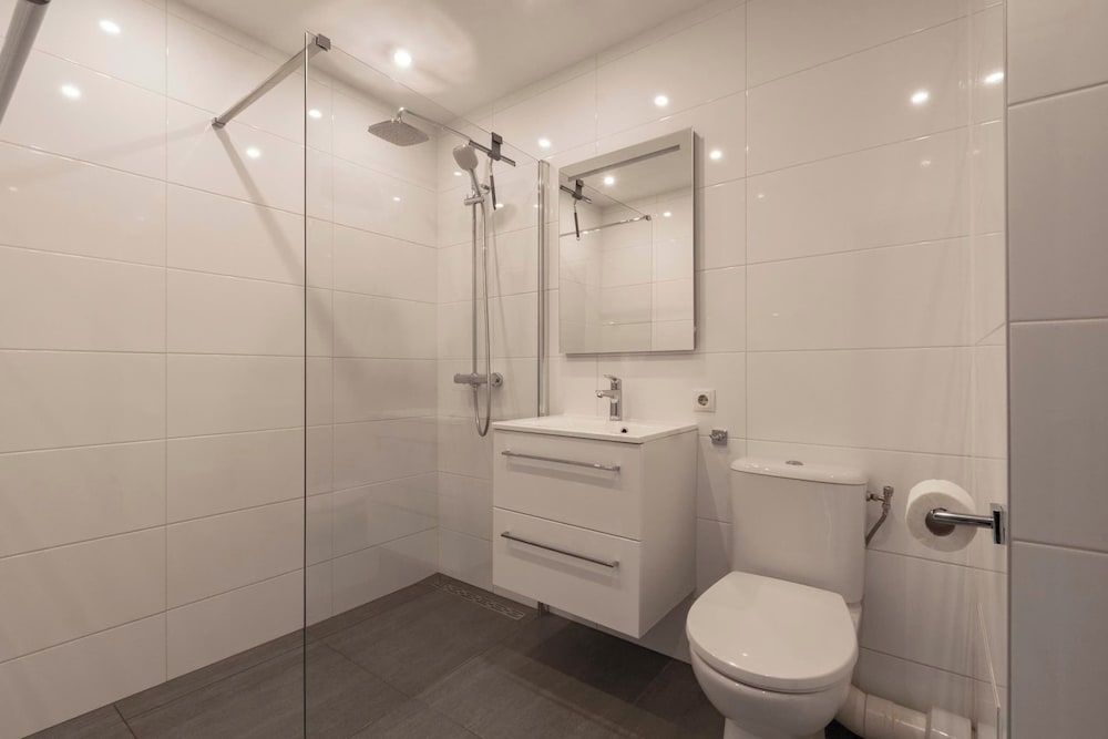 Beach Apartment 35 for 4 Guests, Callanstoog