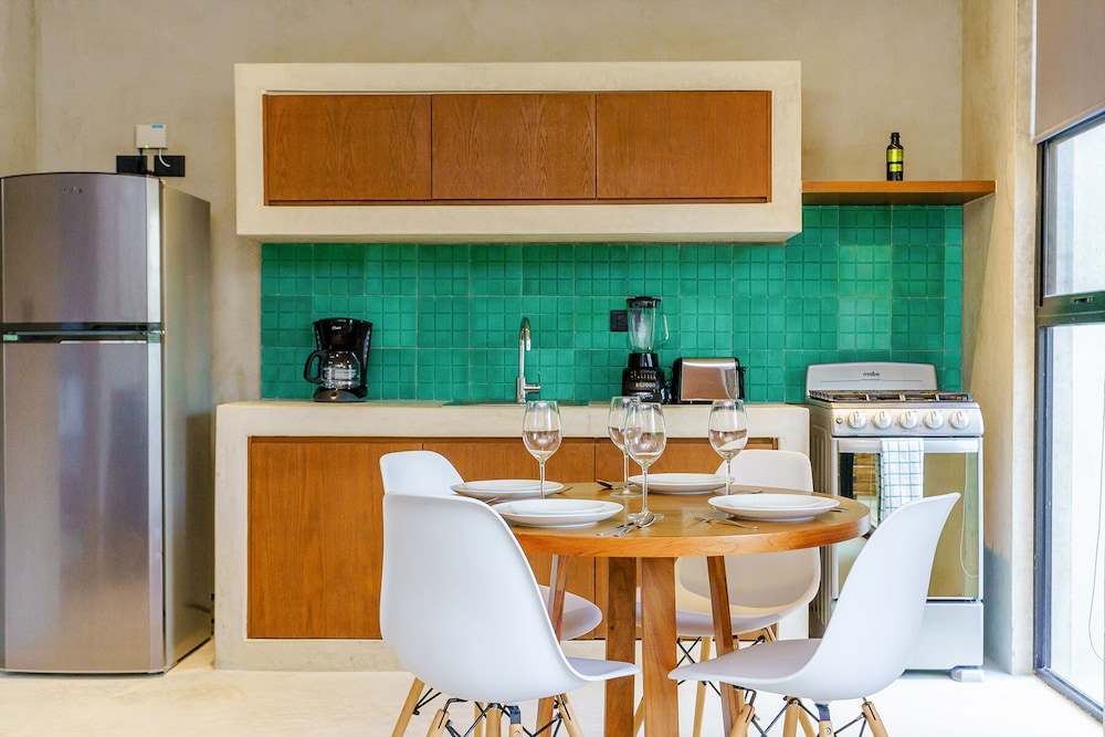 Eco-sustainable Luxury Between Beach Hotspots & Tulum Town by Stella Rentals