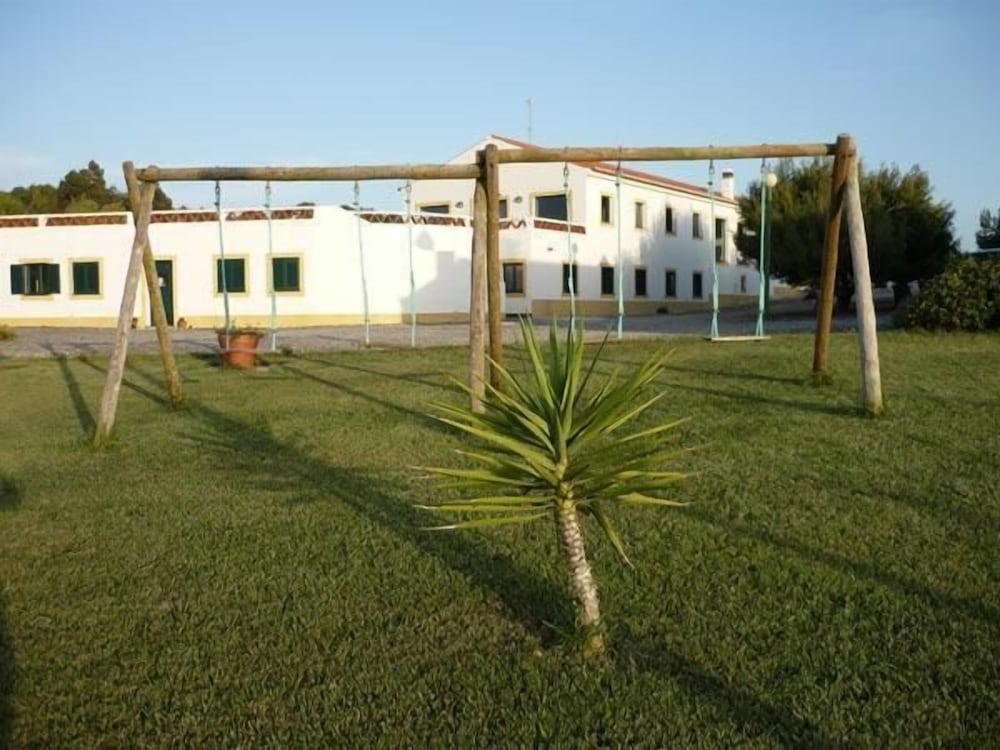 Monte Carvalhal da Rocha - Campground