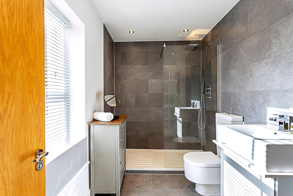 Elegant 3 bed Apartment in Earls Court