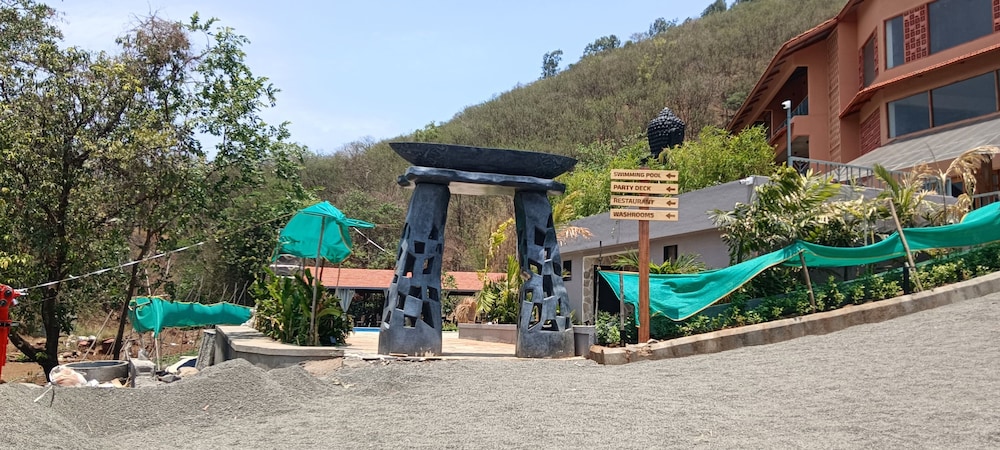 THE FORESTA RESORT