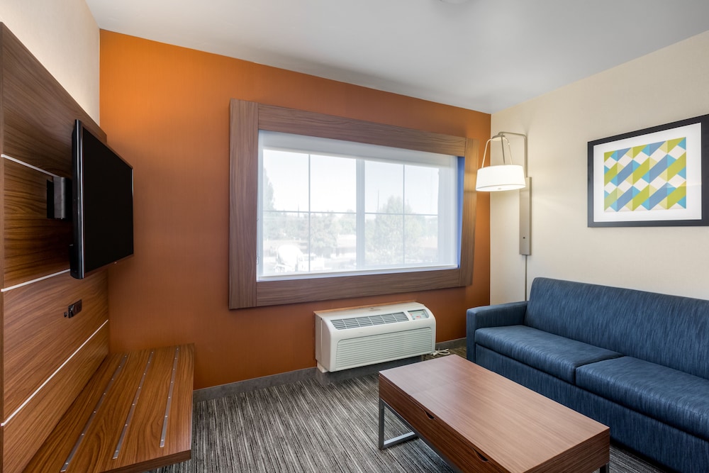 Holiday Inn Express Hotel  Suites Oroville Lake, an IHG Hotel - Property Image 27