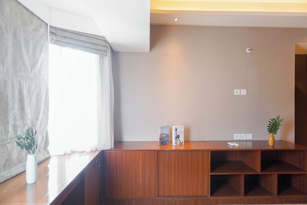Spacious and Homey 1BR at Talang Betutu Apartment near MRT Station