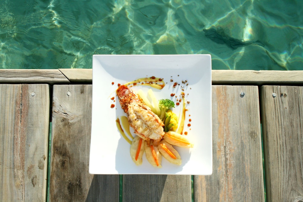 Infinity Bay Spa & Beach Resort - Photo 35