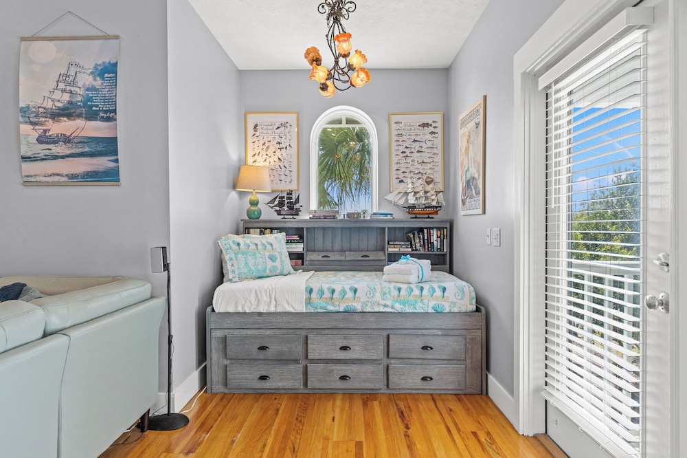 Seafoam Beautiful 3BR Home With Heated Private Pool - 4 Min Walk to Beach!