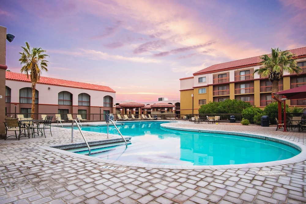 Wyndham El Paso Airport Hotel & Waterpark