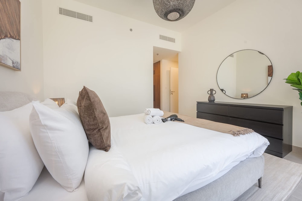 Magnificent 2BR in The Brand New The Diplomat
