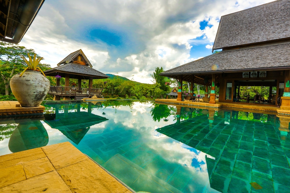 Mae Rim Vacations - Howie's Homestay - Property Image 3