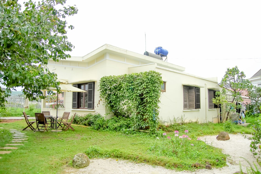 69 Lugia House