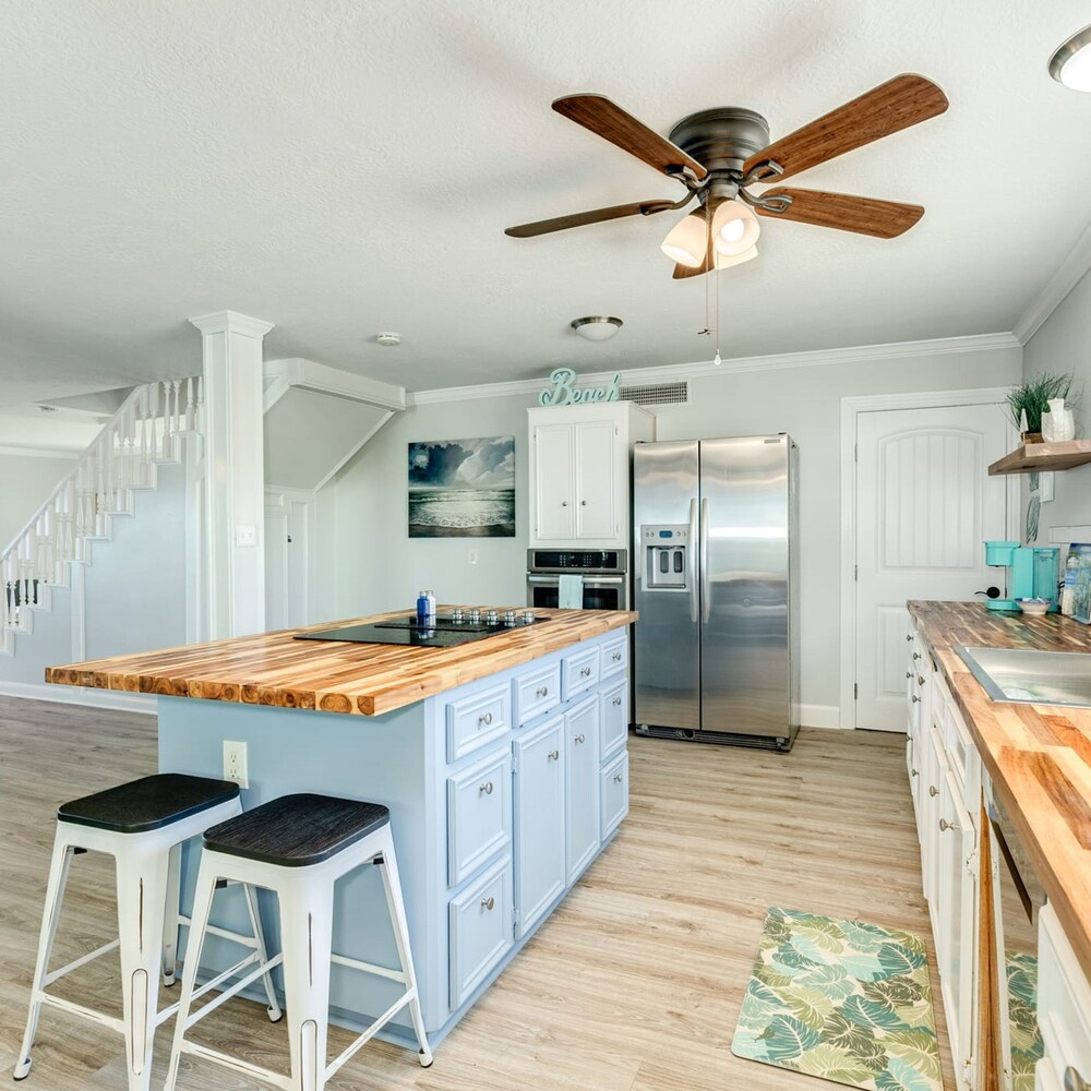 Gulf Adventures and Beachfront Relaxation Awaits