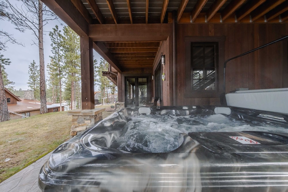 Wilderness Club Chalet