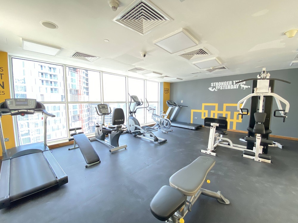Lux BnB I Mayfair Tower I Sky line Views