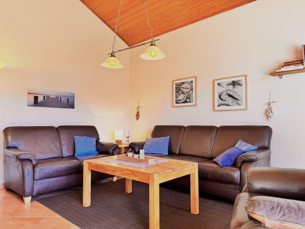 Ferienhaus mit Viel Platz in Burhave