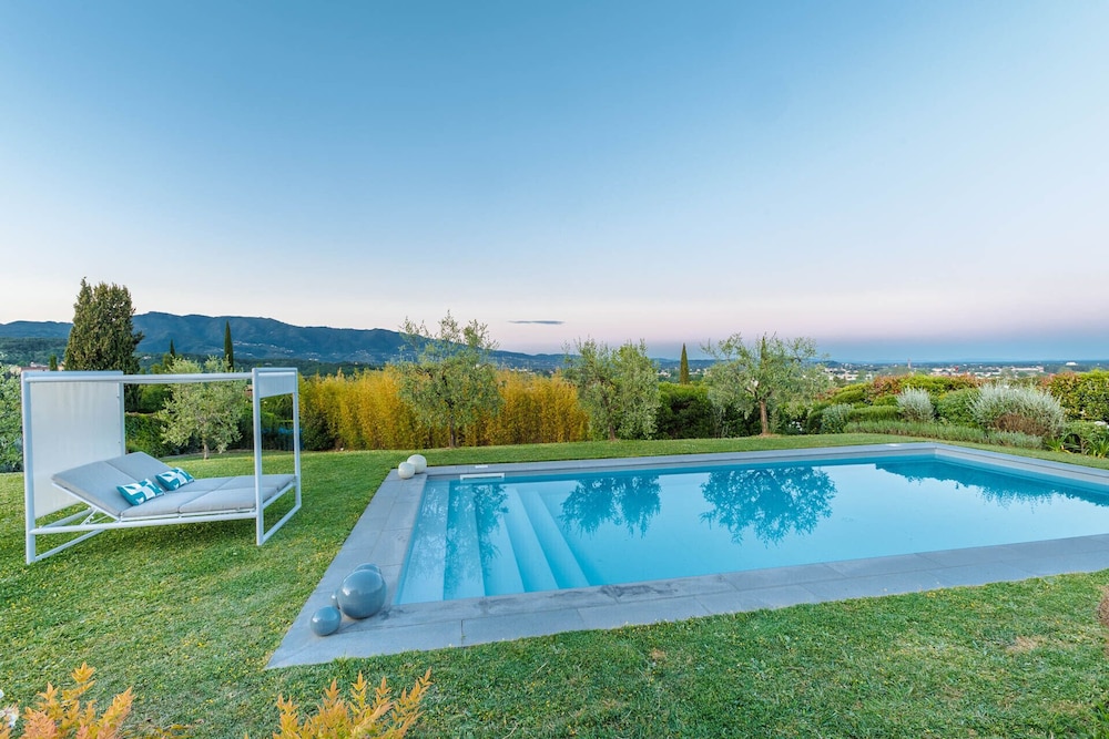 The Secret Escape Villa