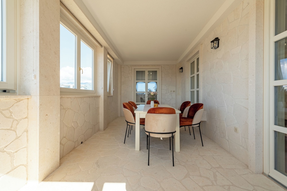 Chateau Dabo