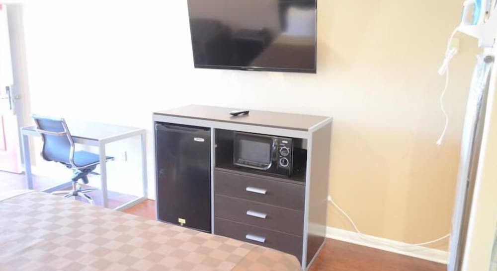 Regency Inn - Property Image 16