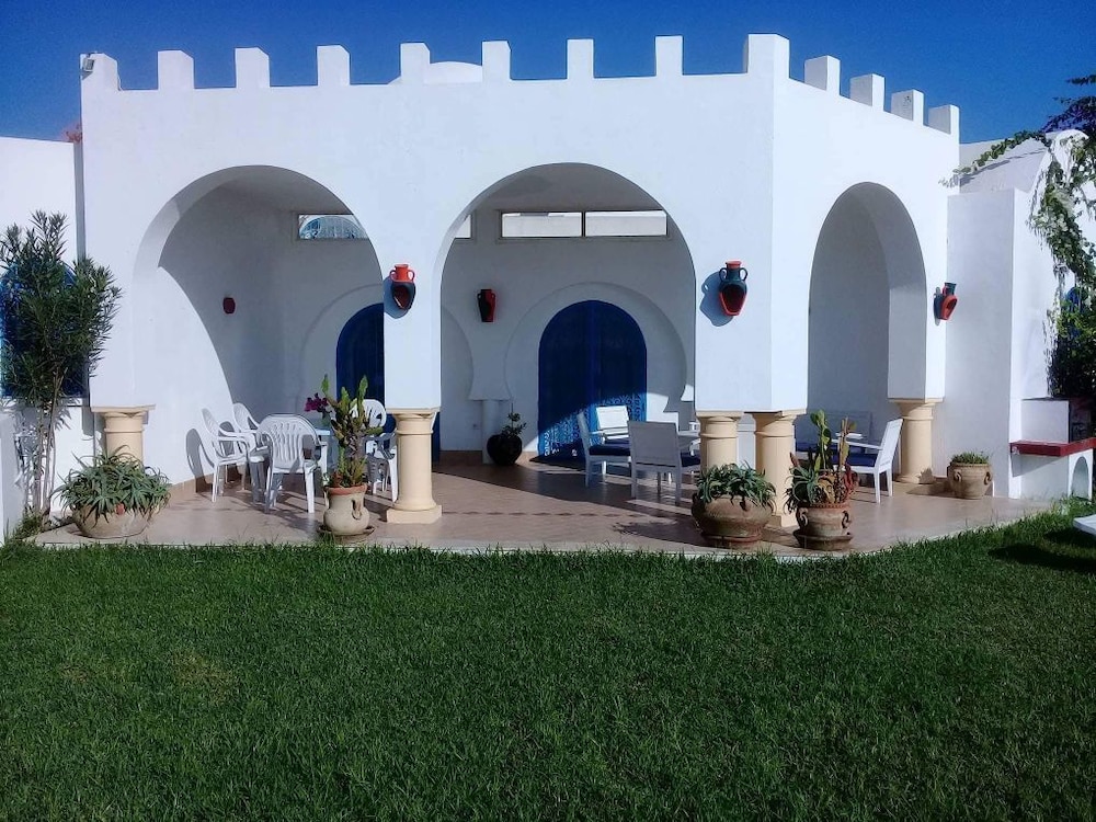 Maamoura Beach House