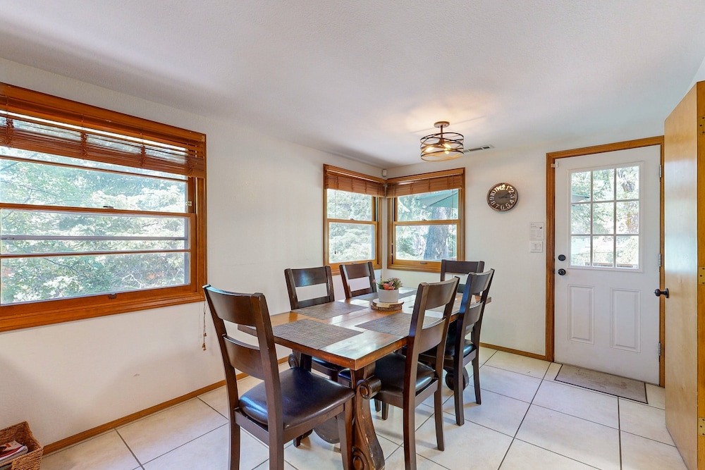 Quiet Cabin #564
