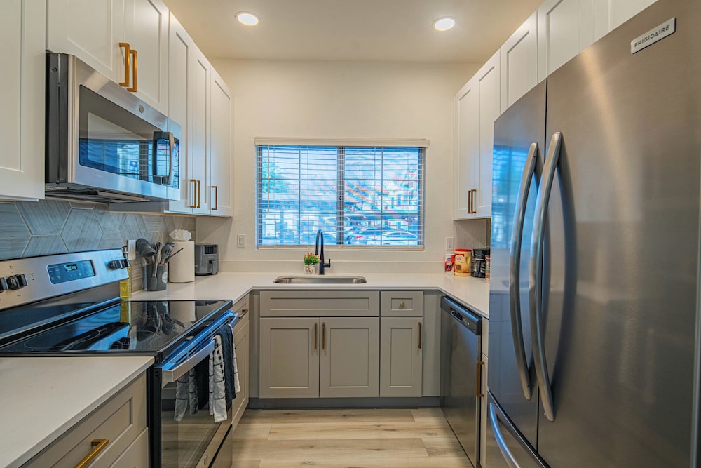 ROVE LIVING/KL - Hideaway North Scottsdale