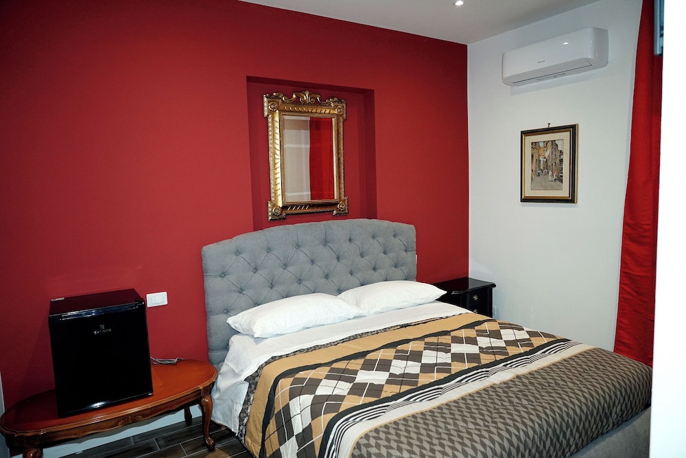 Appia Antica Room