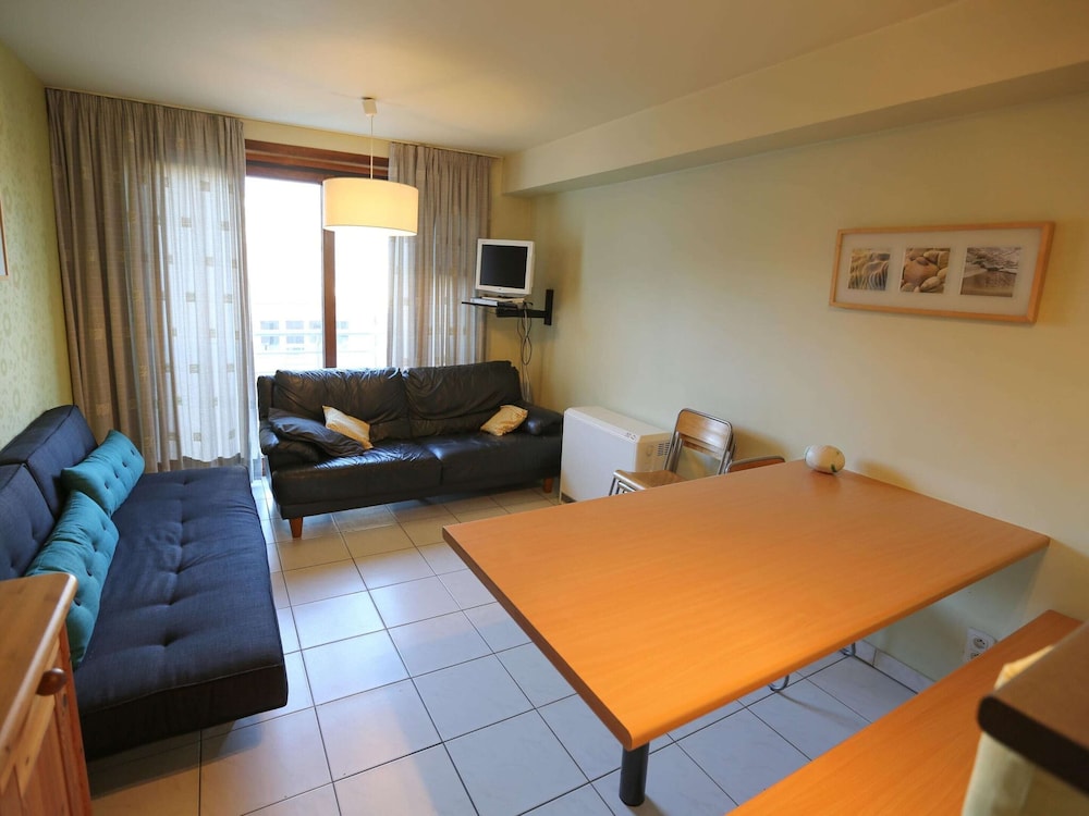 Stylish Stay by the Seafront
