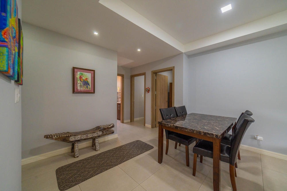 CR Luxury La Estancia Floresta 05 3 Bdrm