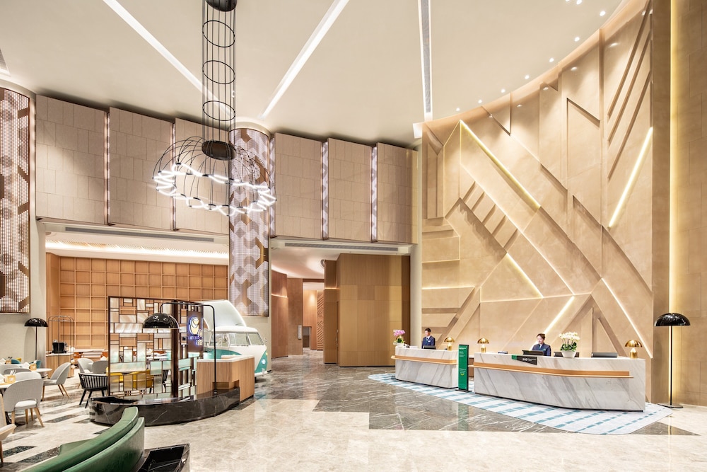 Holiday Inn Shanghai Nanjing Road by IHG 51