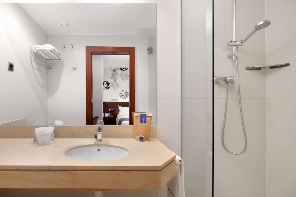 Hotel HCC Taber photo 4
