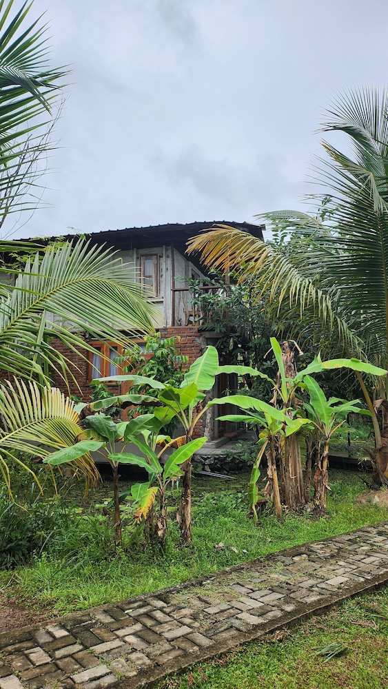 Steps Garden Resort