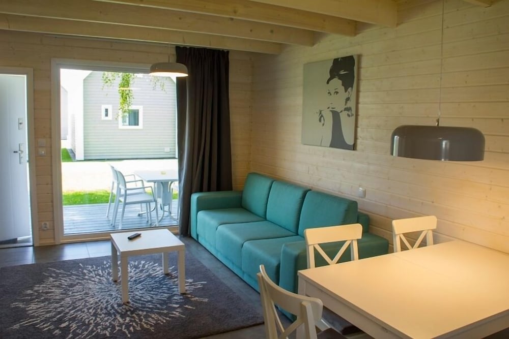 Xanadu Resort - cottage