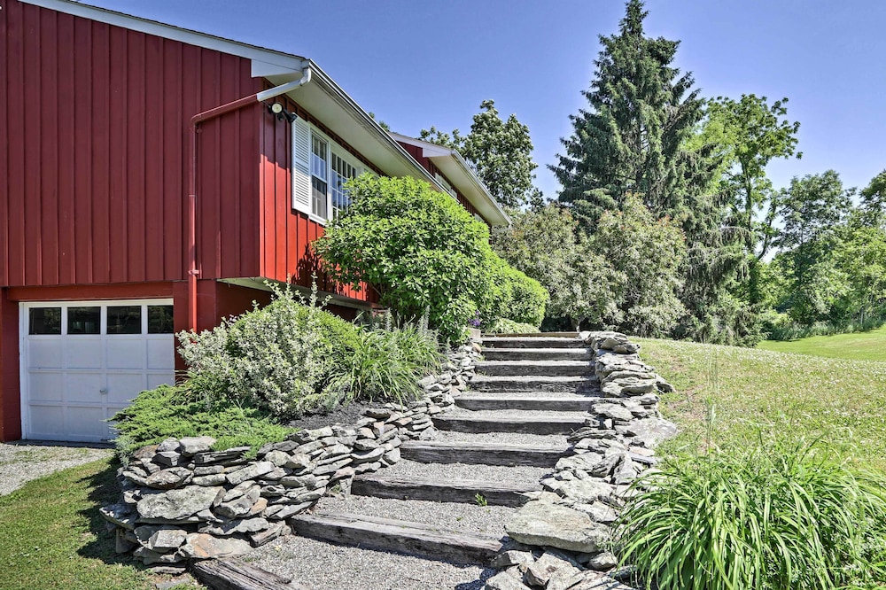 Hudson Valley Horse Farm Retreat in Salt Point - Property Image 18