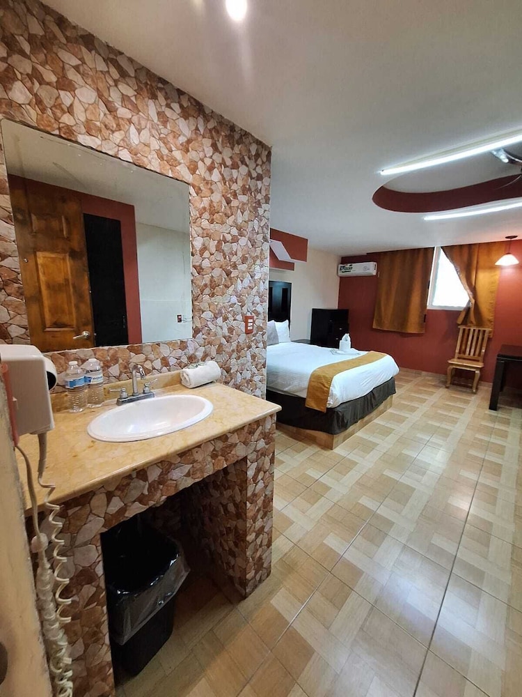 Poza Rica Vacations - Hotel San Rafael Poza Rica - Property Image 11