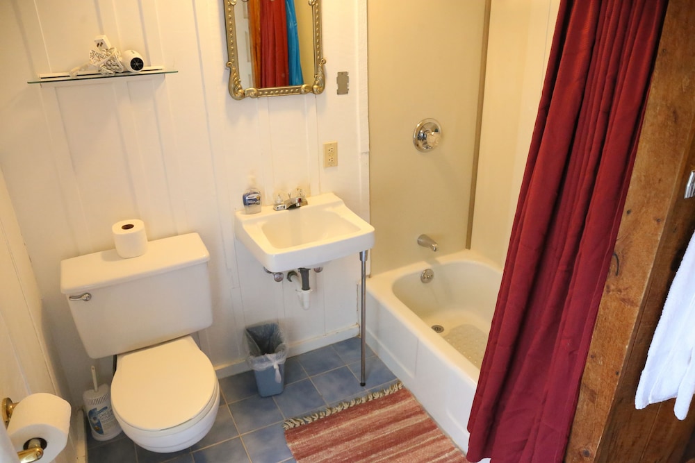 Plymouth Vacations - Salt Ash Inn - Property Image 92