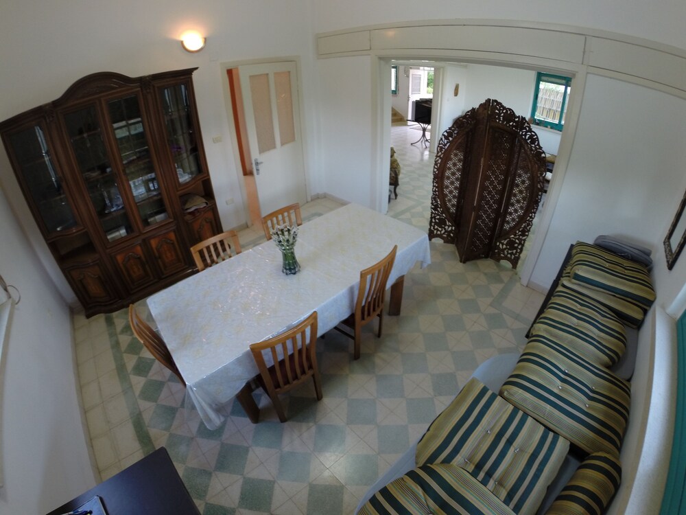 Auberg-Inn Guesthouse
