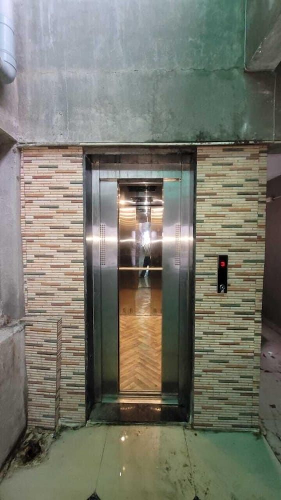 HOTEL ARADHANA