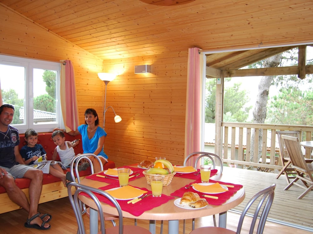 Cottage With AC Near Beach, Agde view 4