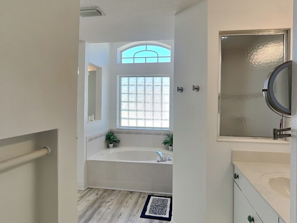 Shore Thing by Distinctive Beach Rentals