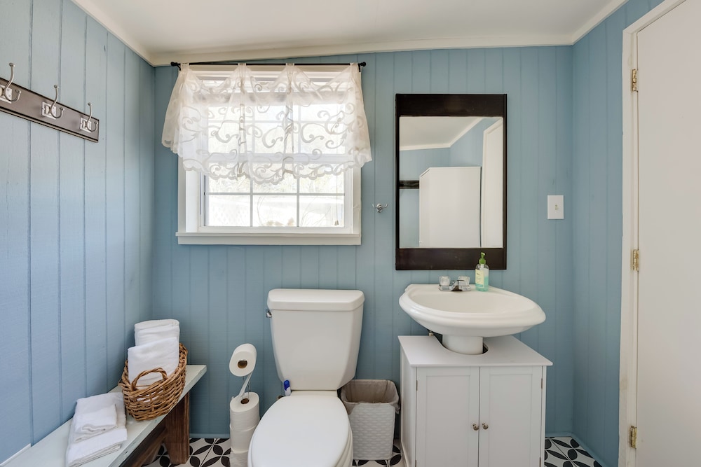6 Mi to St George Island: Cozy Gulf Coast Retreat!