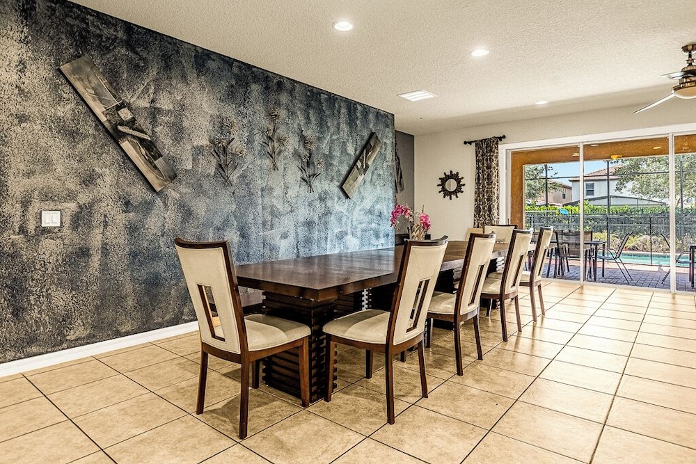 9BR Luxury Vacation Villa near Disney