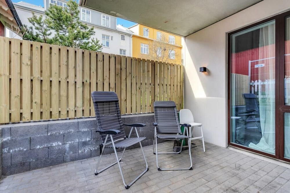 Reykjavik Luxury Hotel Apartment KARTULI
