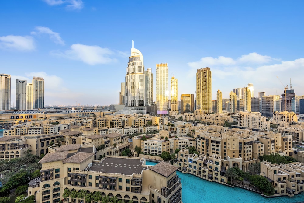 Durrani Homes - Lumina Grand 3BR with Burj khalifa and Fountain Views