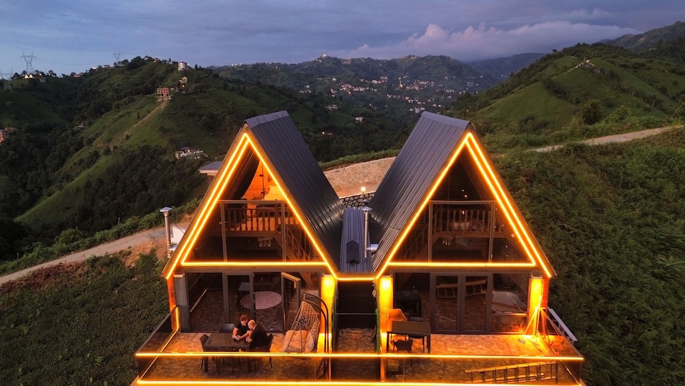 Bologina Suit Bungalov