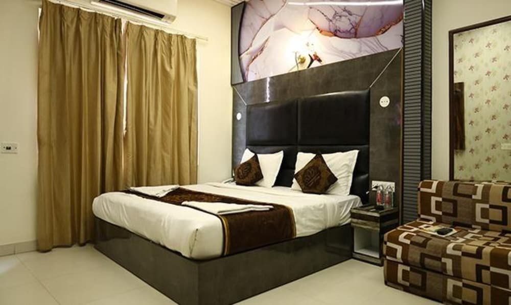 FabHotel Reconnect Suites - Near IGI Airport - New Delhi