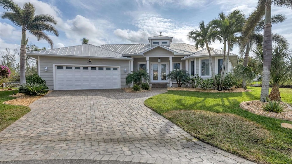 Height Of Luxury In Bird Section Of Punta Gorda Isles 3 Bedroom Home