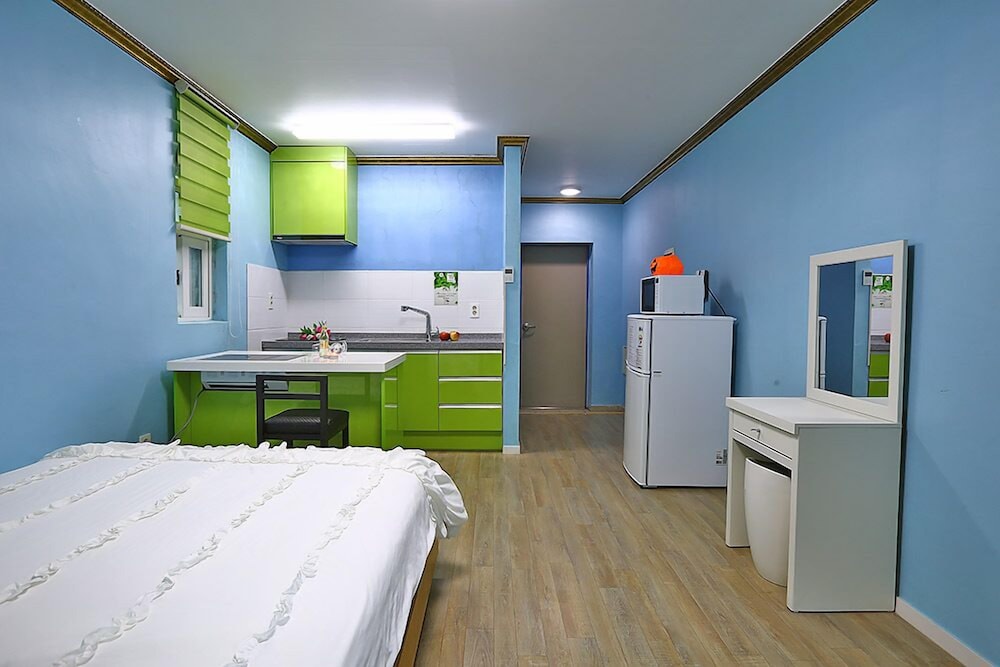Haena Pension