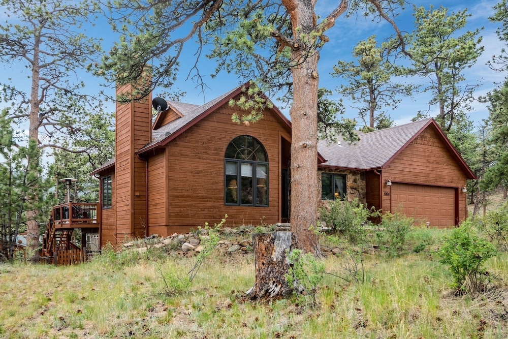 Heavenly Pines -- Ev #3361 5 Bedroom Home by RedAwning view 2